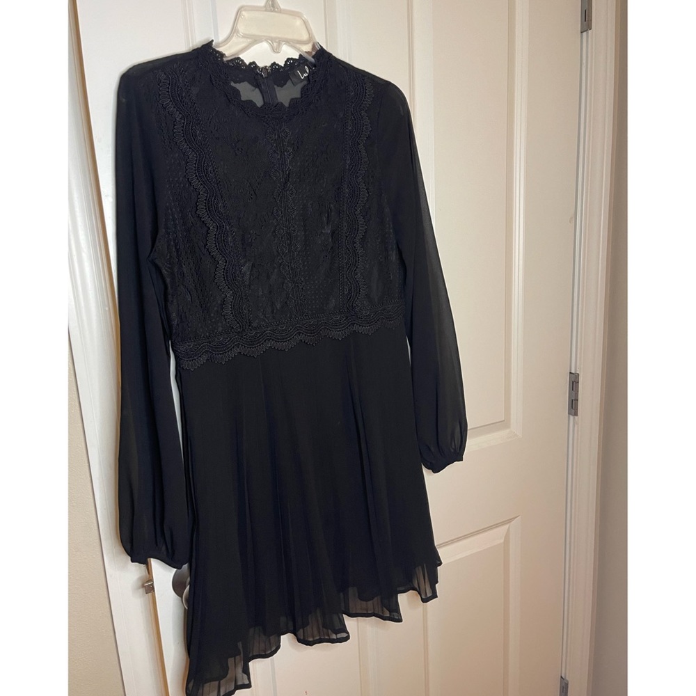 LuLu’s lace black dress